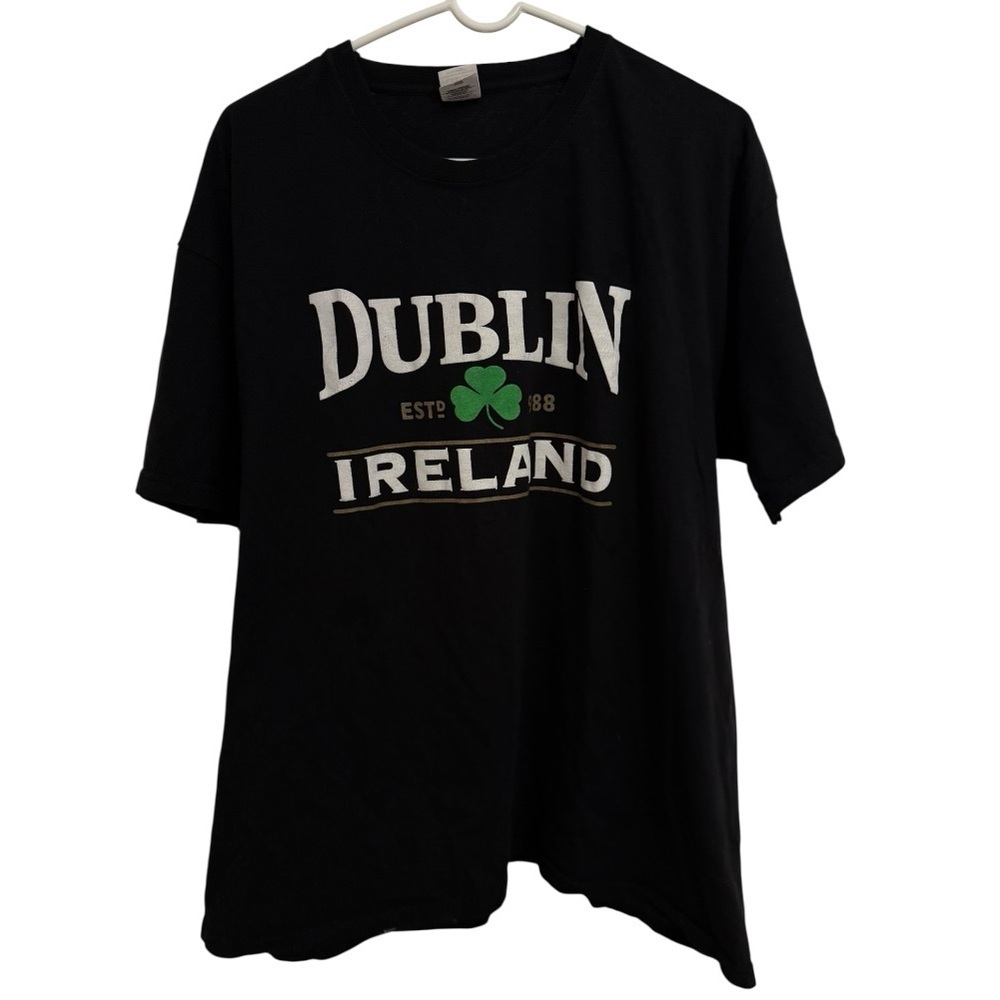 Fruit of the Loom Vintage Dublin Ireland Shamrock Graphic Black TShirt Mens XXL